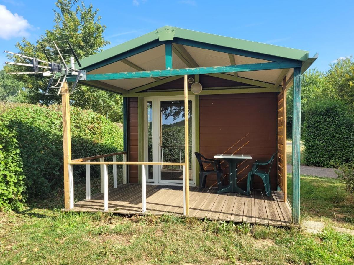 Camping Les Hirondelles Bourg-Sainte-Marie Exterior foto